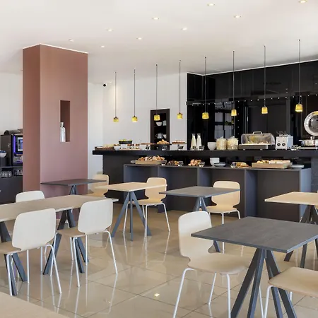 B&B Hotel Sassuolo Szálloda 3*