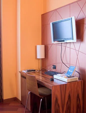 B&B Hotel Sassuolo Otel 3*