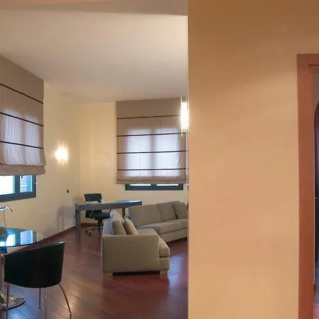 ホテル ホテル レオン ドロ サッスオーロ