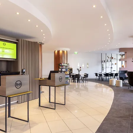 ホテル レオン ドロ